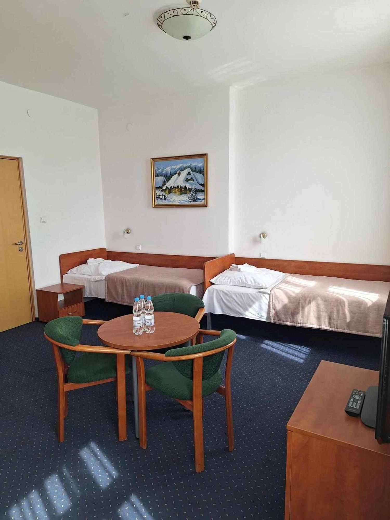 Hotel *** Nat Krynica-Zdrój Exteriér fotografie