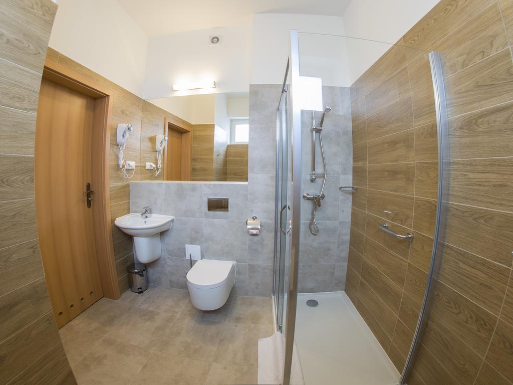 Hotel *** Nat Krynica-Zdrój Exteriér fotografie