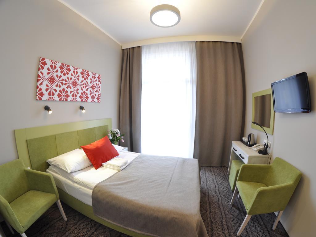 Hotel *** Nat Krynica-Zdrój Exteriér fotografie