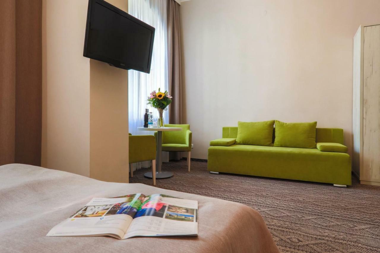Hotel *** Nat Krynica-Zdrój Exteriér fotografie